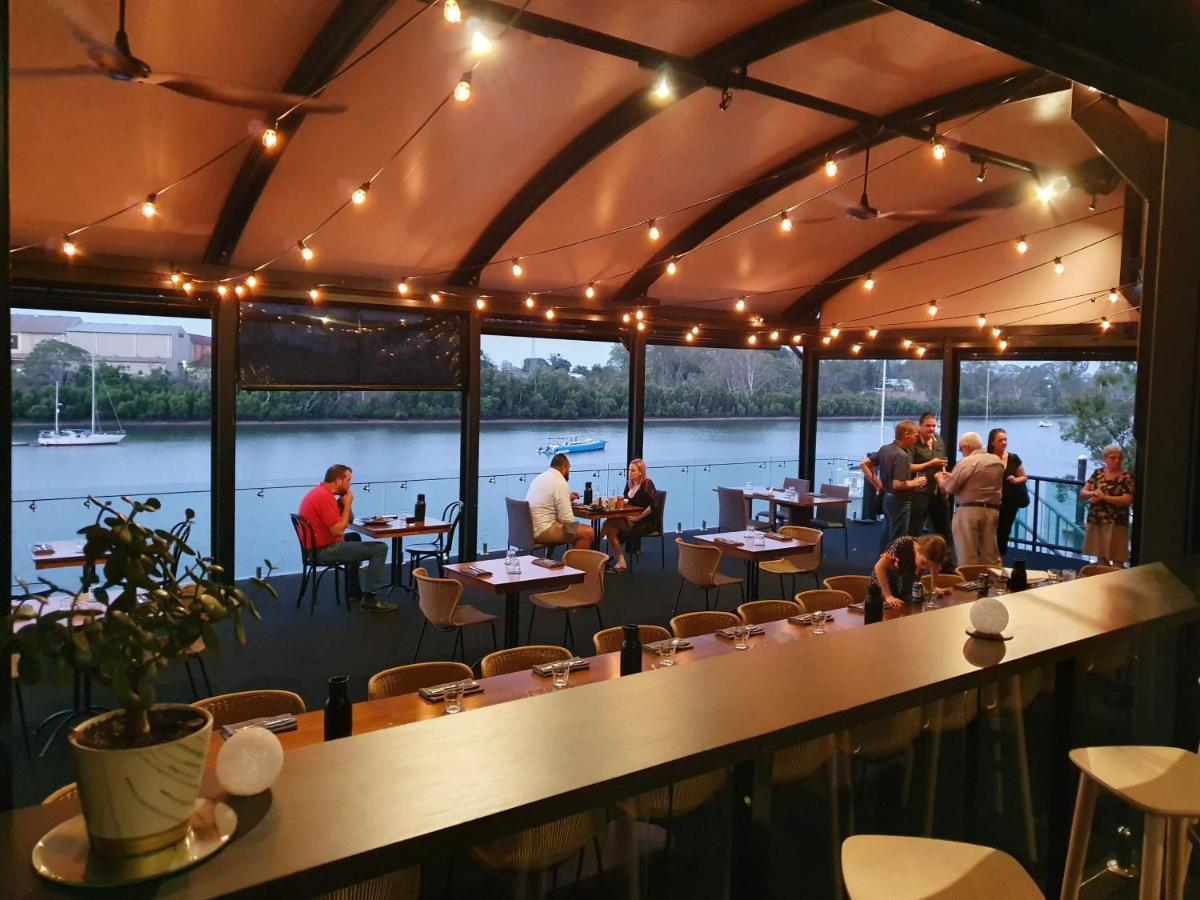 Burnett Riverside Hotel Bundaberg Esterno foto