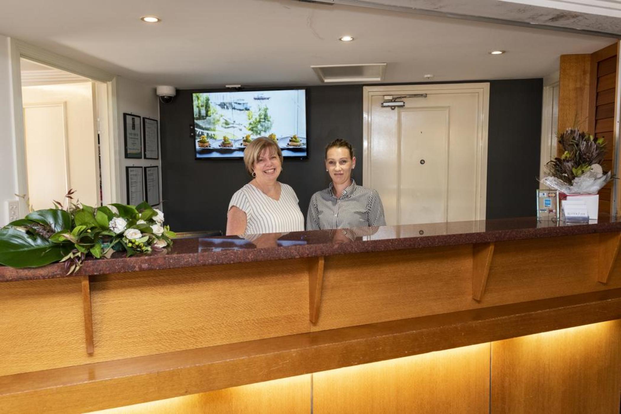 Burnett Riverside Hotel Bundaberg Esterno foto