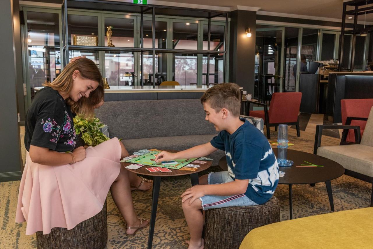 Burnett Riverside Hotel Bundaberg Esterno foto